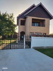 Casa cu teren in Cateasca