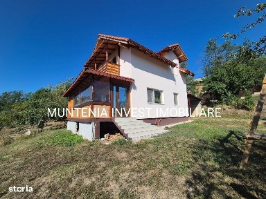 Casa P+M+Garaj, teren 500 mp. Budeasa