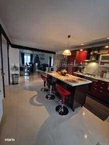 Casa de vanzare Podul Olt, zona centrala deosebita