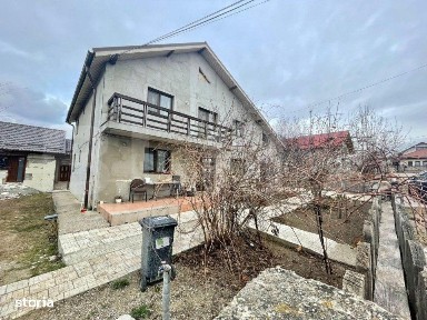 Casa de 6 camere, 164 mp utili, garaj, zona Miroslava