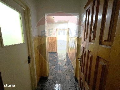 Apartament 3 camere VANZARE zona Orizont SCHIMB