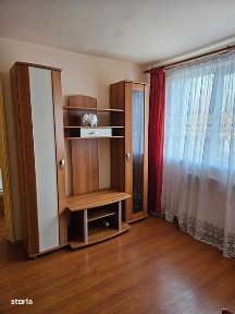 Vand apartament 3 camere 50 mp, etaj3 din 4,Hipodrom 53000 Euro neg
