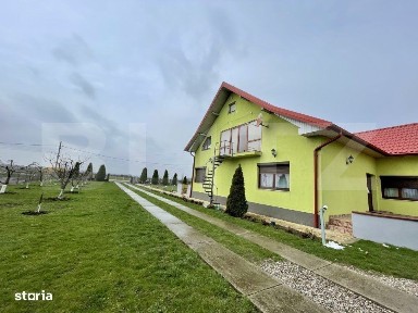 Casa individuala - Teren 9.300 mp - Finisata/Mobilata - Vadu Moldovei