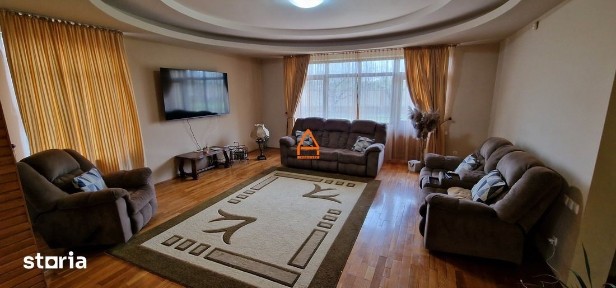 Casa / Vila - D+P+E - 312 mp - 1230 mp teren - Bucium