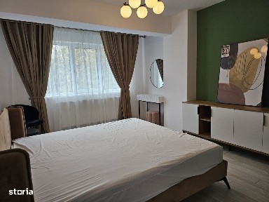 Apartament 3 camere 75 mp balcon 7 m boxa 5 m parcare Piata Pacurari
