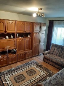 Vand apartament 3 camere