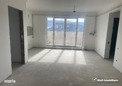 Apartament semifinisat, 4 camere, zona Cetatii
