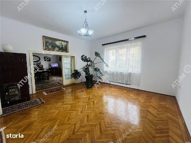 Apartament cu 4 camere si spatiu comercial zona Blv. Victoriei Sibiu