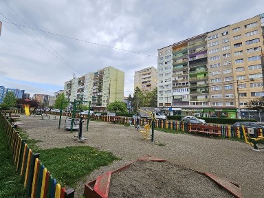 Apartament 2 camere, complet renovat și mobilat | 57 mp utili + terasă 12 mp | Boxă | Bulevardul Mihai Viteazu, Sibiu