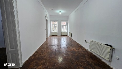 Spatiu comercial 90 mp, zona Libertatii, vizibilitate buna