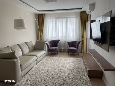 Inchiriez apartament cu 3 camere, bloc nou + loc de parcare privat