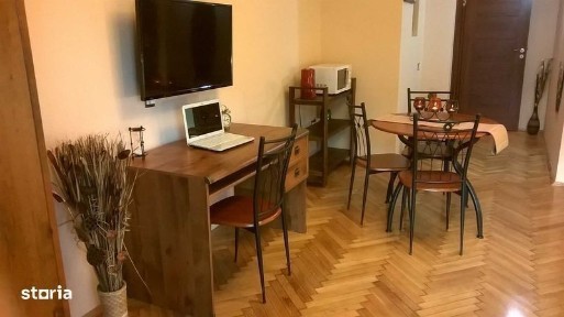Studio central langa Catedrala, minim o luna de zile inchiriere