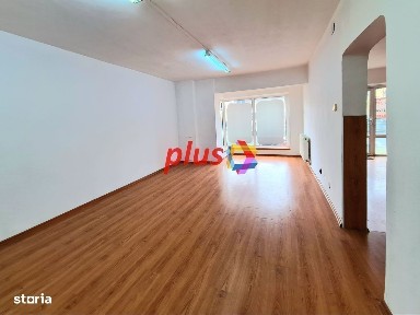 Spatiu comercial de vânzare cu vad Brașov - 57 mp # spatii-comerciale-