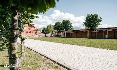 Cladire cu multiple destinatii