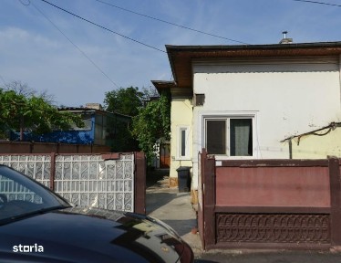 Ocazie unica-Parcul Carol, direct proprietar, vand casa singur curte