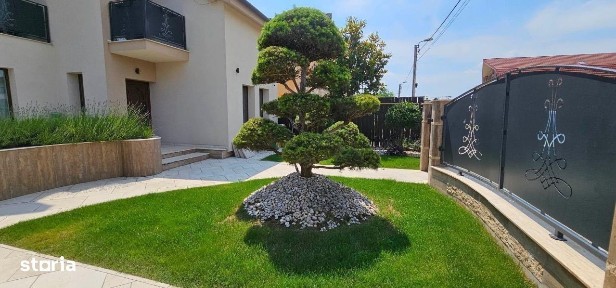 Casa deosebita de vanzare Sanmartin