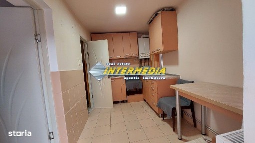 Apartament cu 2 camere la casa in Blaj zona Centrala