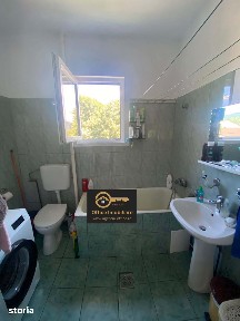 Victoriei (zona de case) apartament cu 2 terase si 1 loc parcare