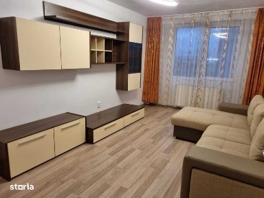 Particular, inchiriez 3 camere, decomandat, etaj 7 din 10, Zizinului