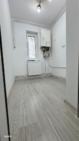 Vând apartament 3 camere Rm Sarat