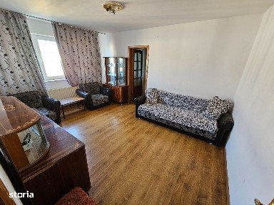 Vand ap cu 2 camere zona Liceu Danubius