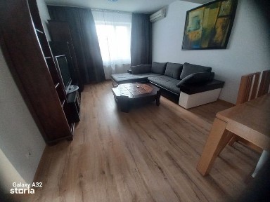 Proprietar.Inchiriez apartament 3 cam.Otopeni.