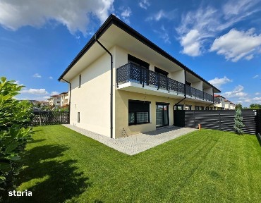 ESQ Village3, casa insiruita 127mpU, P+E, 4 cam,3 băi,2 locuri parcare