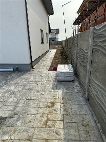 Duplex de calitate - proiect modern - într-o comunitate în formare