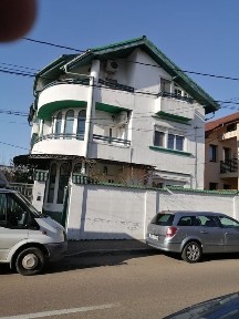 Vând casa 440 mp locuibil