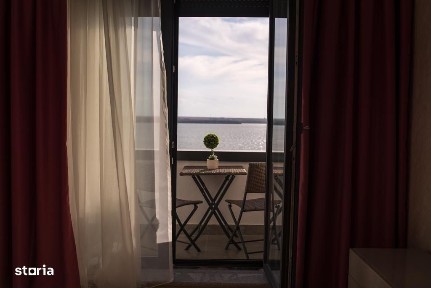 APARTAMENT 3 CAMERE MAMAIA CU VEDERE LA LAC