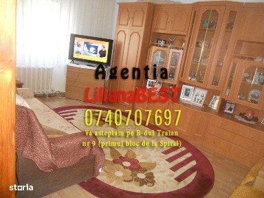 Centru-etajul 1-decomandat