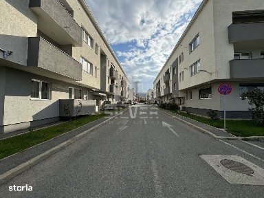 Apartament cu 2 camere la cheie!