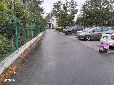 Ofer spre vanzare apartament cu 3 camere zona centrala Floresti