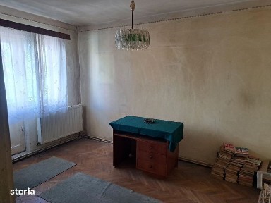 Apartament 4 camere de vanzare in Dej