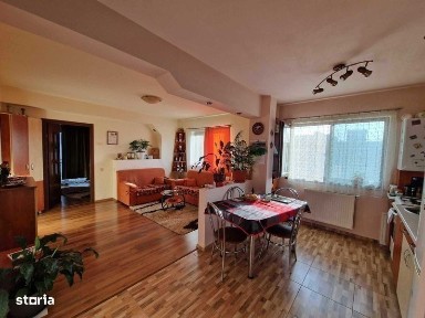 PF Vand apartament 3 camere Floresti zona Sub Cetate