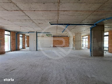 Spatiu comercial, 211 mp utili, situat in cartierul Intre Lacuri!