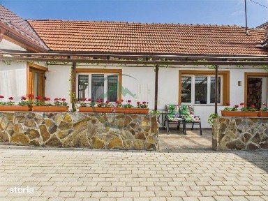 Casa Schei cu 4 camere 800 m de Piata Unirii