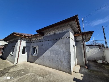 Chiajna - str Eroului, vanzare 2 corpuri de casa