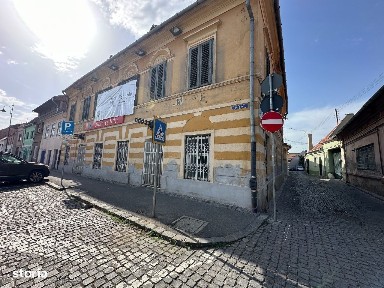 Casă de vânzare în Centrul Istoric Sibiu, cu proiect pt. 24 de camere