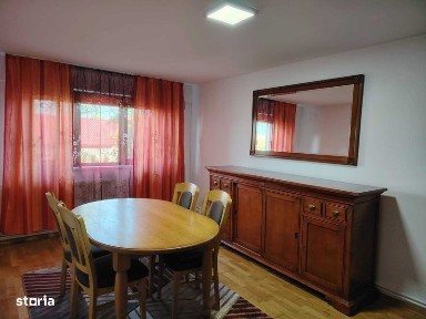 Apartament cu 3 camere renovat decomandat