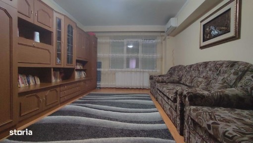 Apartament 3 camere - zona garii, Salonta