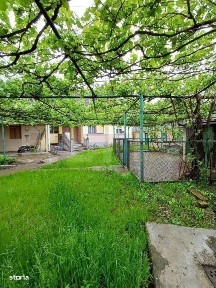 Casa renovabila cu 2 spatii comerciale, 416.6 mp, teren de 781 mp, zon