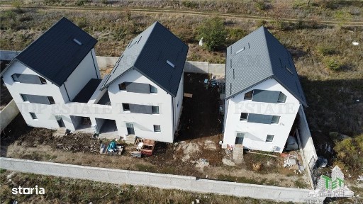 Vila 5 camere cu garaj in Prelungirea Ghencea-Bragadiru