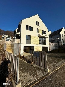 Duplex cu 4 camere, 2 garaje, semifinisat, zona manastirii Floresti