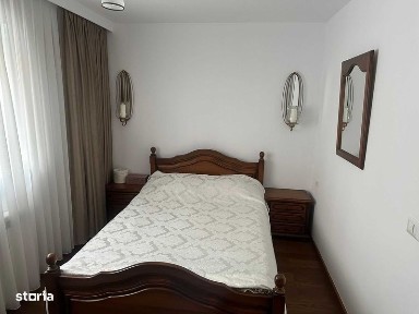 Vand apartament 3 camere