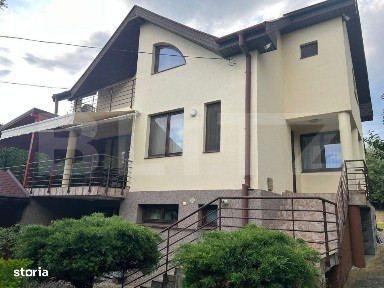 Casa spatioasa cu teren 769 mp - cartier Rasaritului, Sancraiu de Mu