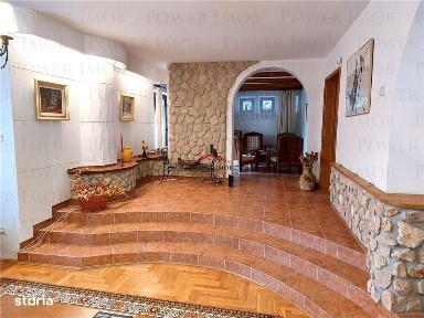 Duplex cu intrare si curte separata in Poiana Brasov