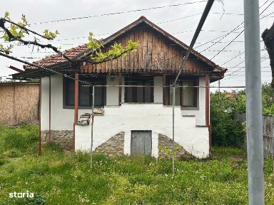 Casă Scoarta Est: 48m², 2 Camere, 51.000€. Comision 0%