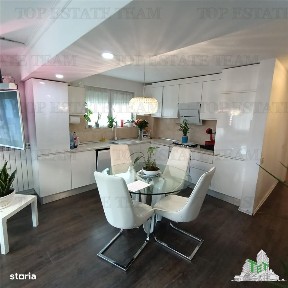 Apartament de vanzare 4 camere si curte Domnesti