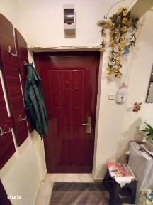 Vand apartament 2 camere decomandat